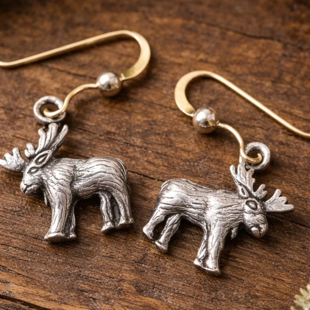 Sterling Silver Moose Earrings 925 Dangle Wildlife Cabin Rustic Outdoor Jewelry - Picture 1 of 4